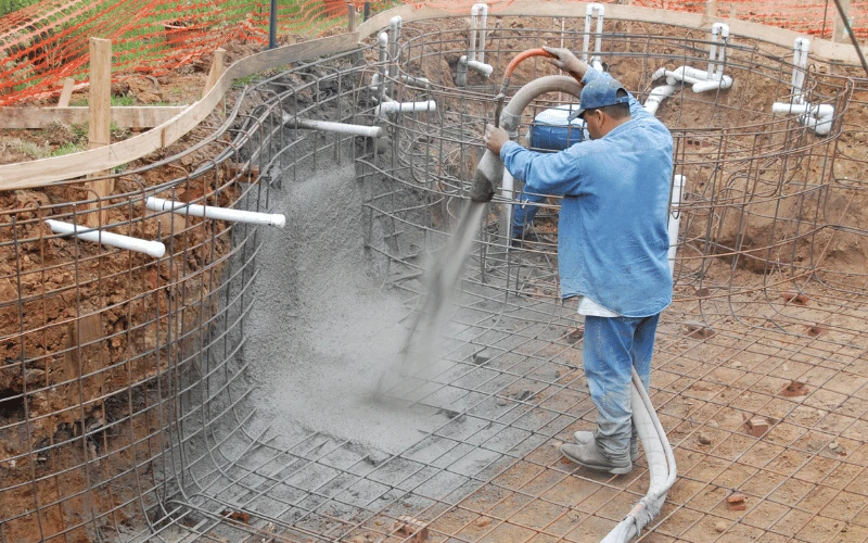 Schwimmbadbau-Niederösterreich-Moderner-Pool-im-Garten Schwimmbadbau Niederosterreich Moderner Pool im Garten
